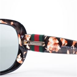Gucci - pair of oversized sunglasses, with graduated mirrored lenses in tortoiseshell-effect frame, the arms with signature web stripe and interlocking gold-tone GG logo, unused with original monogram leather case 
