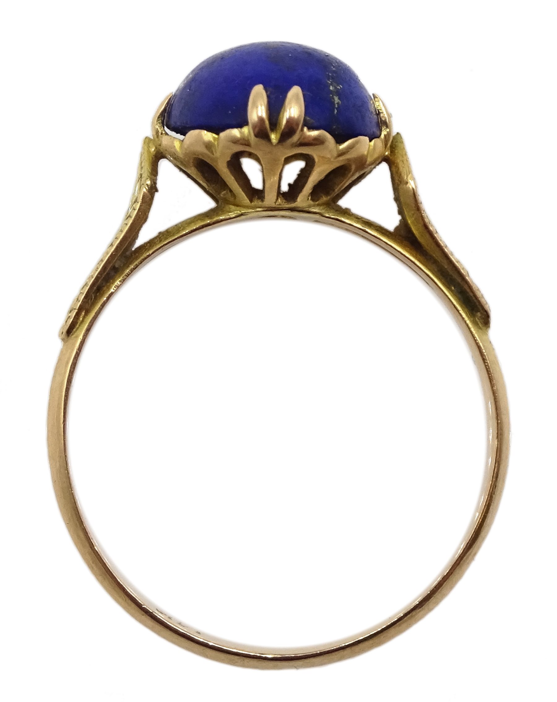 14ct gold single stone lapis lazuli ring