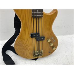 Westone Thunder 1-A elm four-string electric bass guitar, serial no.4052670 L111cm