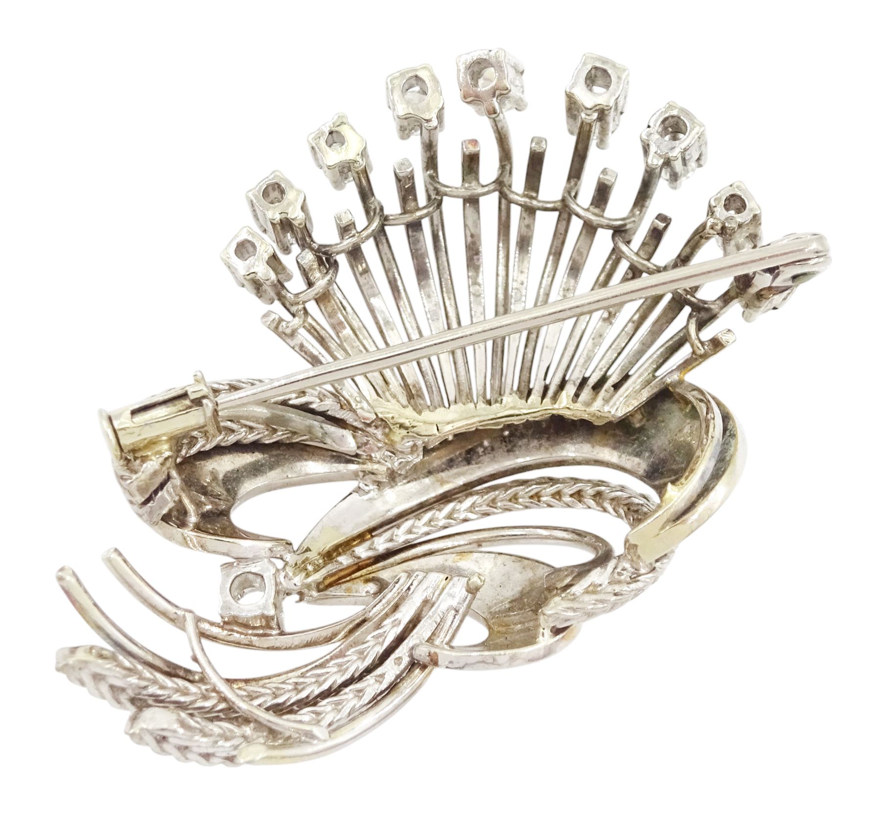 18ct white gold round brilliant cut diamond spray brooch, total diamond weight approx 0.30 carat