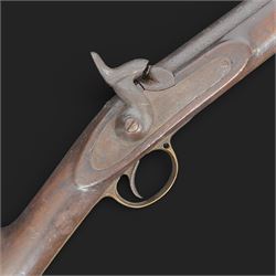 19th century muzzle loading British Naval percussion musket, the 39inch barrel with ramrod...