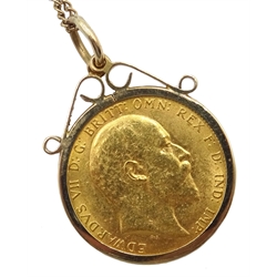  1910 gold full sovereign, loose mounted in 9ct gold pendant hallmarked on 9ct gold (tested) chain  