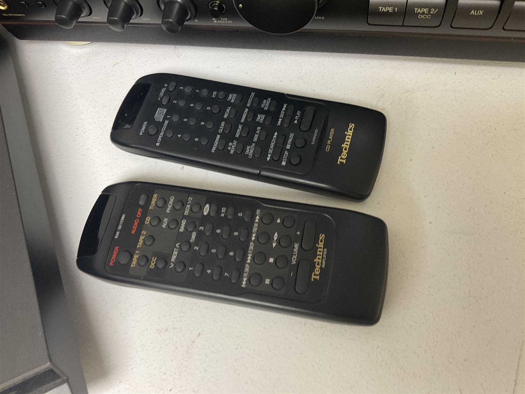 Hi-Fi equipment including Technics turntable SL-BD22D, Stereo Integrated Amplifier SU-A700MK3, Compact Disk Player SL-BD22D, with pair of Castle yew wood cased speakers