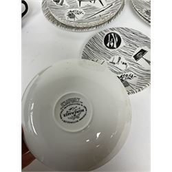 Ridgway Potteries Homemaker pattern tea and dinnerware, comprising four bowls, three side plates, two medium plates and one large plate, three saucers and teacup