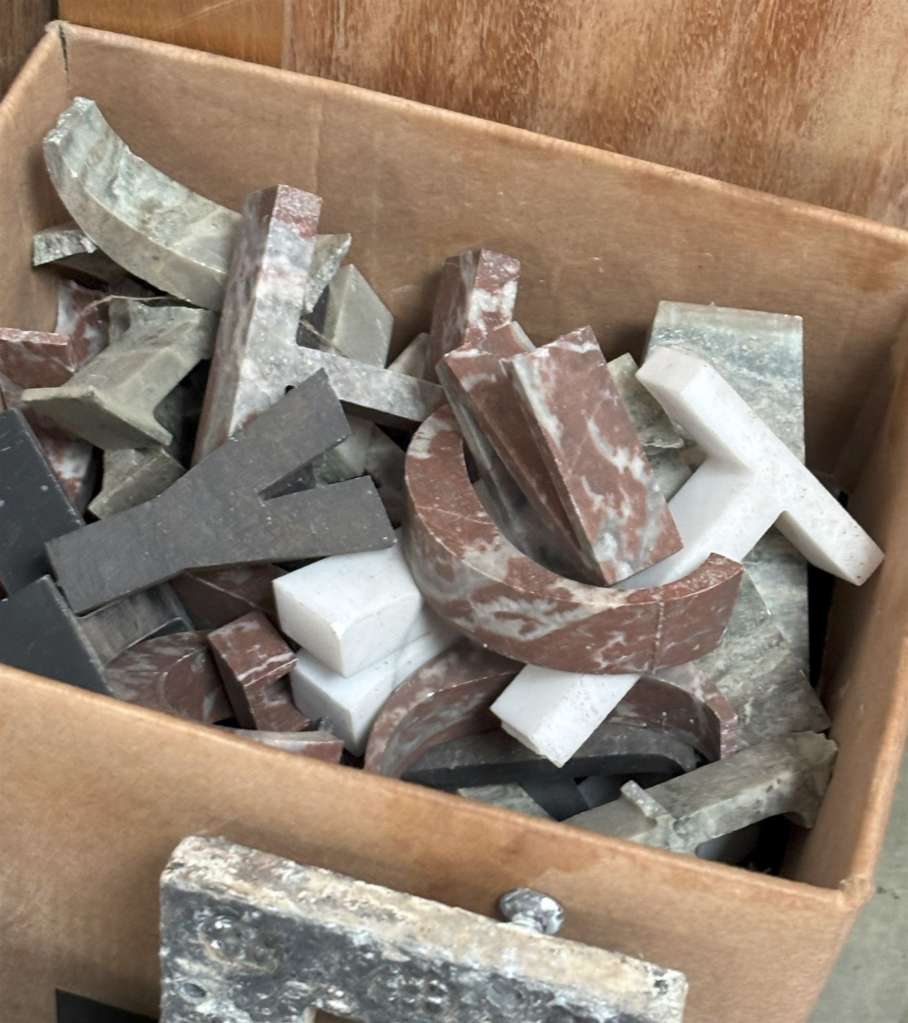 Mixed lot to include; sign board letters, marble letters, two glass Bacardi bottles and a quantity of blue glass blowing rods.  - COLLECTION BY APPOINTMENT FROM: The White House, Thirsk Road, Easingwold, York, YO61 3NF - CALL 01723 507111 TO ARRANGE