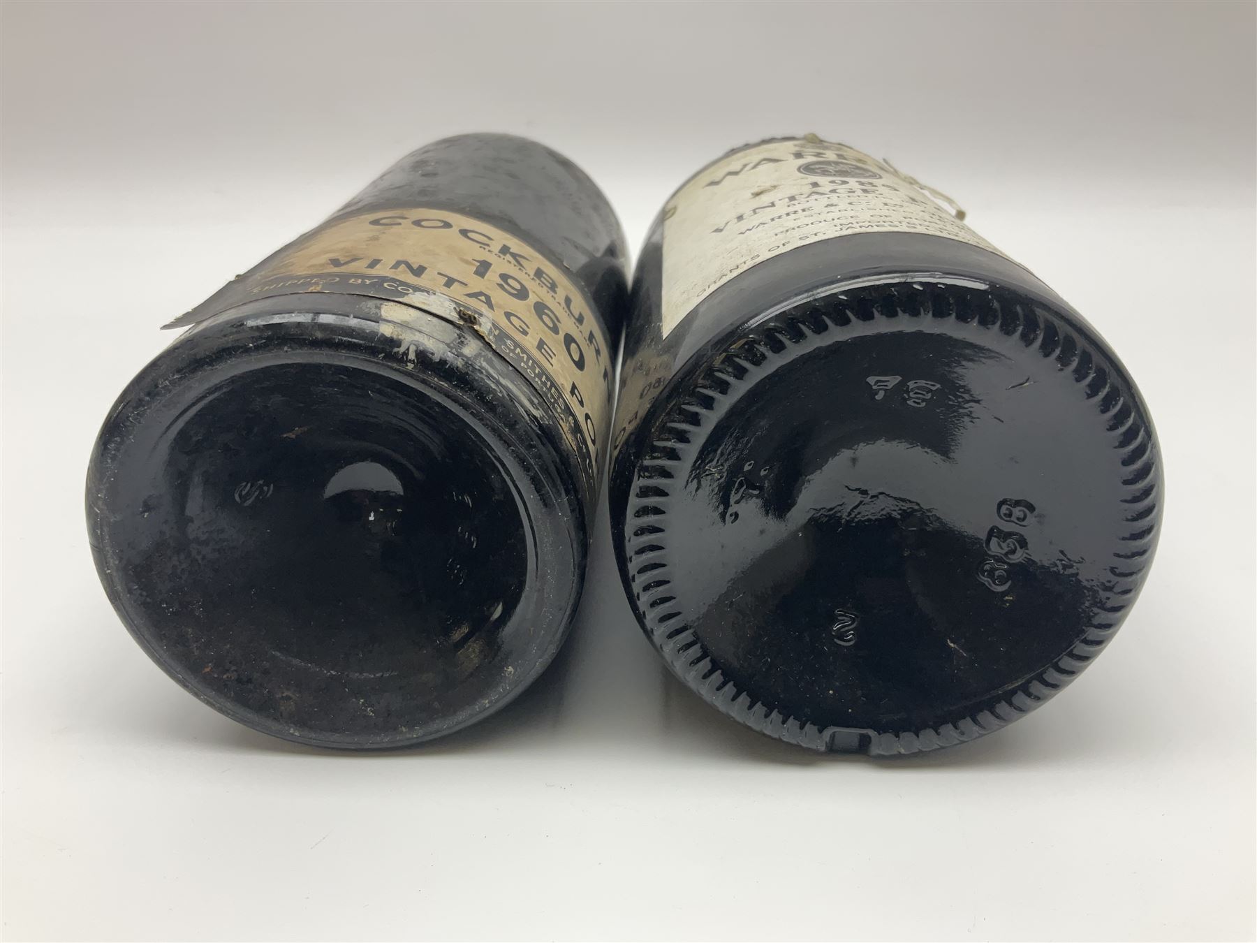 Warre's 1985, vintage port, 75cl unknown proof, and Cockburn 1960, vintage port (2)