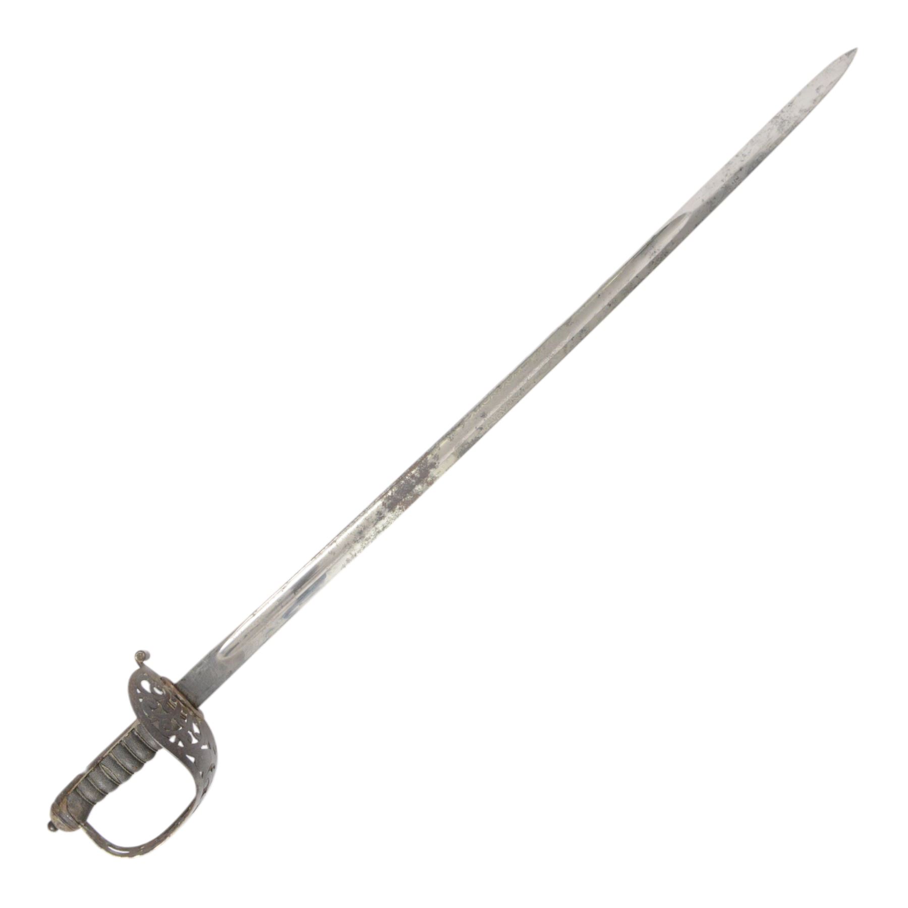 Edward VII 1887 Pattern Heavy Cavalry Officer's sword, 89cm single edge fullered etched blade, numbered 11017 to the back of the blade, decorative pierced guard, fishskin and wire handle, in a leather scabbard, overall L106cm 