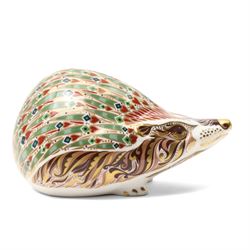 Royal Crown Derby Ashbourne Hedgehog paperweight limited edition 81/500 with certificate and gold stopper 