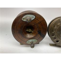 Three Allcocks & Co Ltd reels of brass and wood construction, the largest D4.5 inches