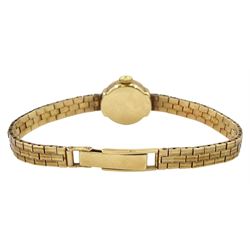 Majex ladies 9ct gold manual wind wristwatch, Edinburgh 1962, on integral 9ct gold bracelet, hallmarked