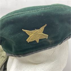 Falklands War - Argentine Special Forces beret with metal badge reputedly taken at Goose Green May 28th 1982 by Cpl. Hudson attached to 2 Para; together with an Argentine Gas Hood (2)