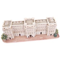 Eight Lilliput Lane models, comprising Heritage Collection Buckingham Palace, Crown Inn, Anne Hathaway, Periwinkle Cottage, Royal Oak Inn, Through The Keyhole, Burley Street Garage and The George Inn