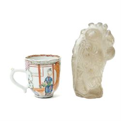 Chinese rock crystal figure of a deity with peaches, H12cm, a Japanese Shunga erotically carved seal, H7cm, an erotically painted Chinese scent bottle, H8cm, Japanese satsuma vase, H16cm and a Chinese famille vert teacup, H6.5cm(5)