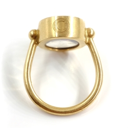 18ct gold oval cabochon rainbow moonstone ring, hallmarked
[image code: 4mc]