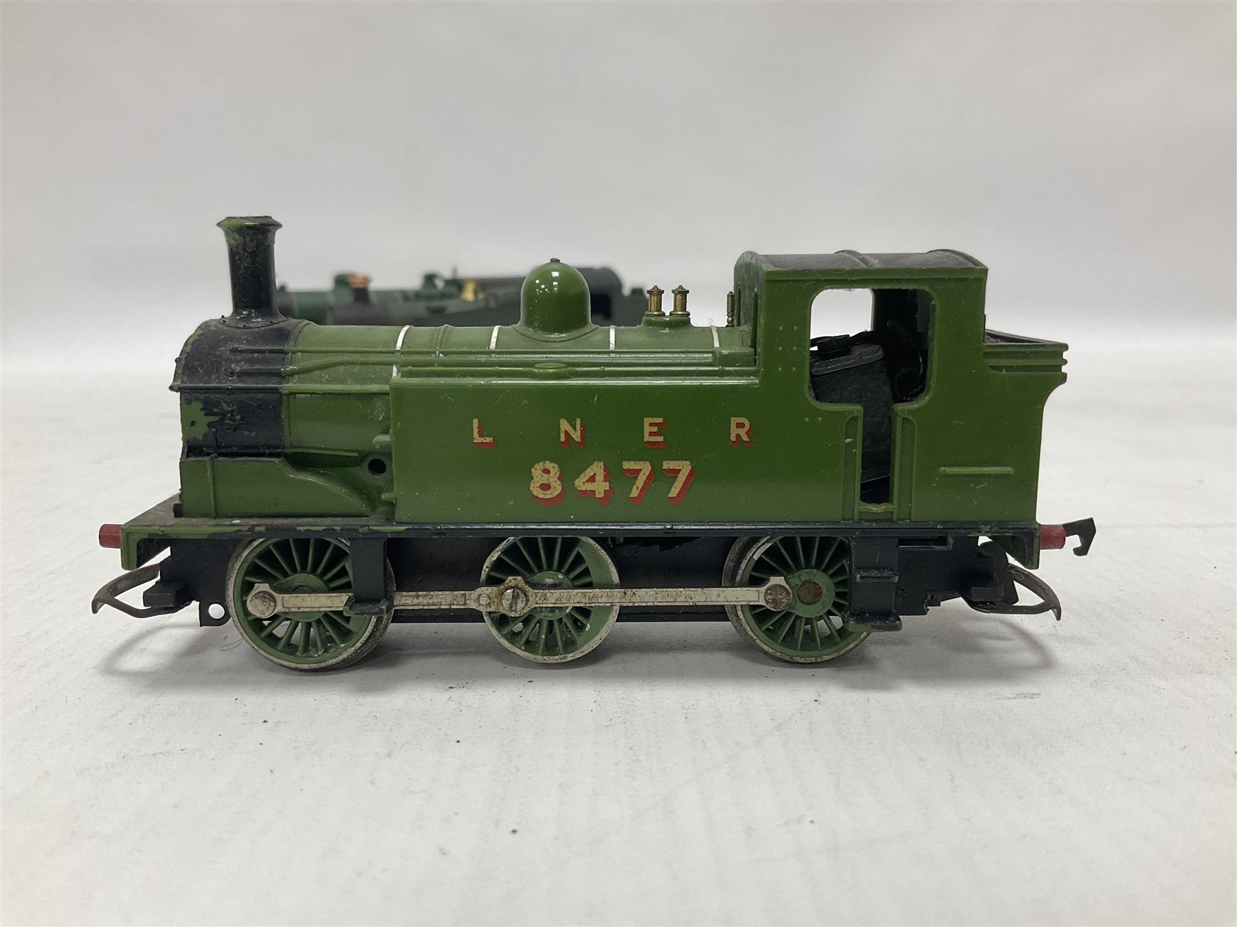 ‘00’ gauge - three kit built locomotives comprising Class J83 0-6-0T no.8477 finished in LNER green; GWR Class 4575 2-6-2T no.4589 finished in GWR green; GCR Class 9N/A5 4-6-2T no.169 finished in GCR green (3) 