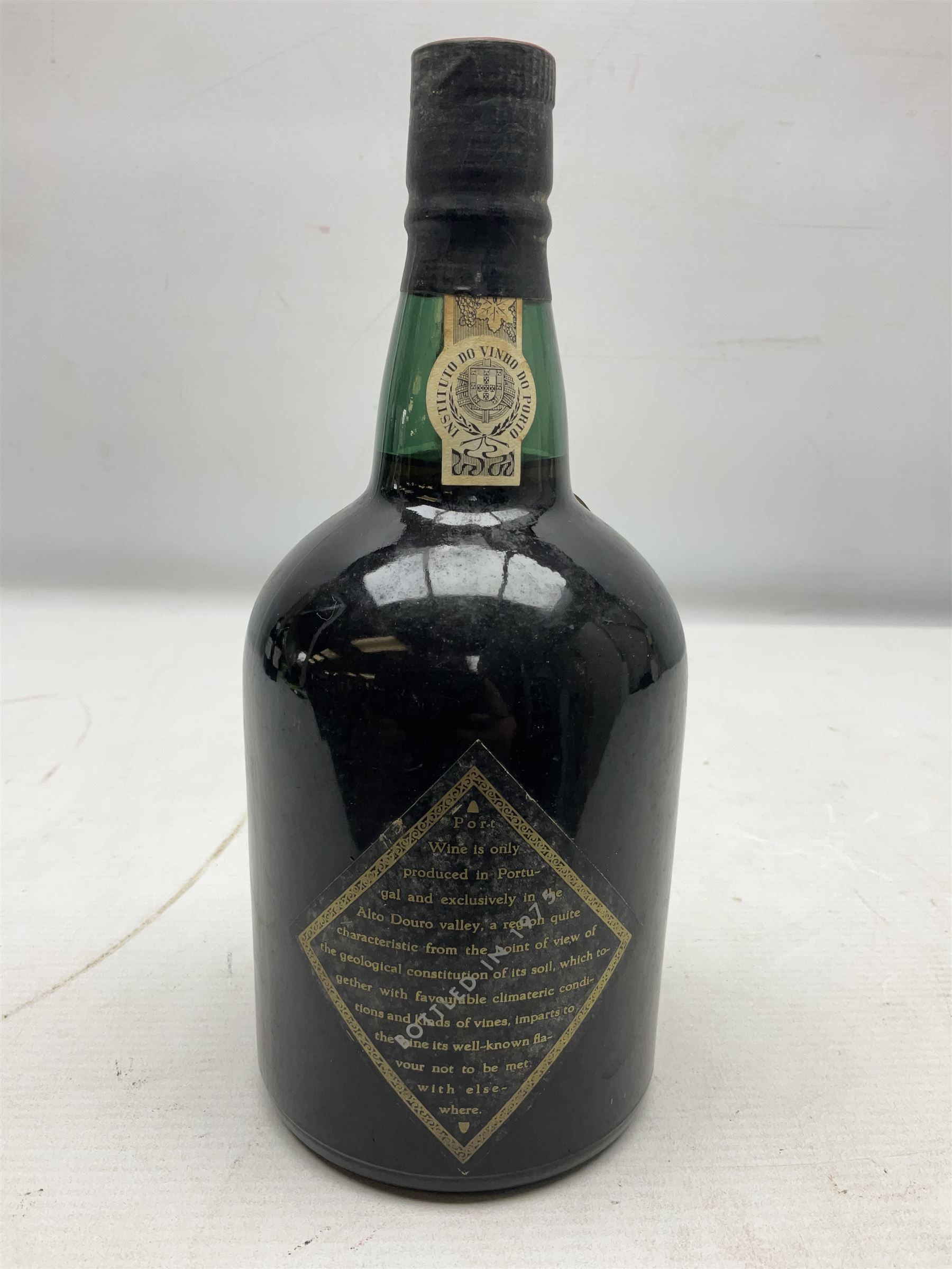 Amandio 1955, tawny port, unknown content and proof