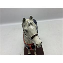 Beswick figure, grey Welsh Mountain Pony in a blue rug on plinth, no A247 H23cm