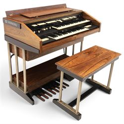 Hammond TTR 100 electric organ, with a palisander effect veneer, H94cm, W110cm