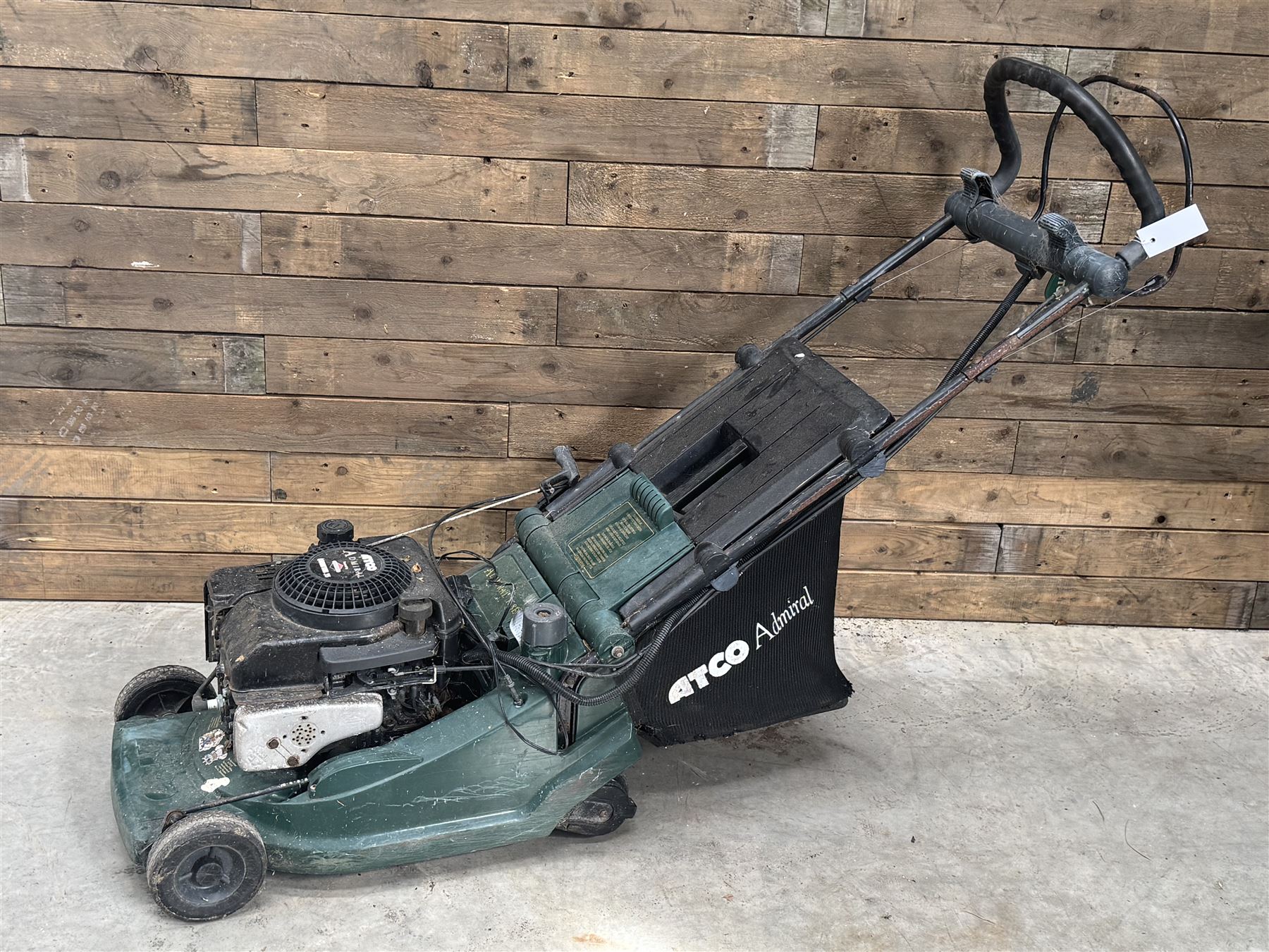 Atco Admiral16 SE petrol lawnmower
