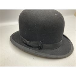 Bowler hat in leather hat box W36cm