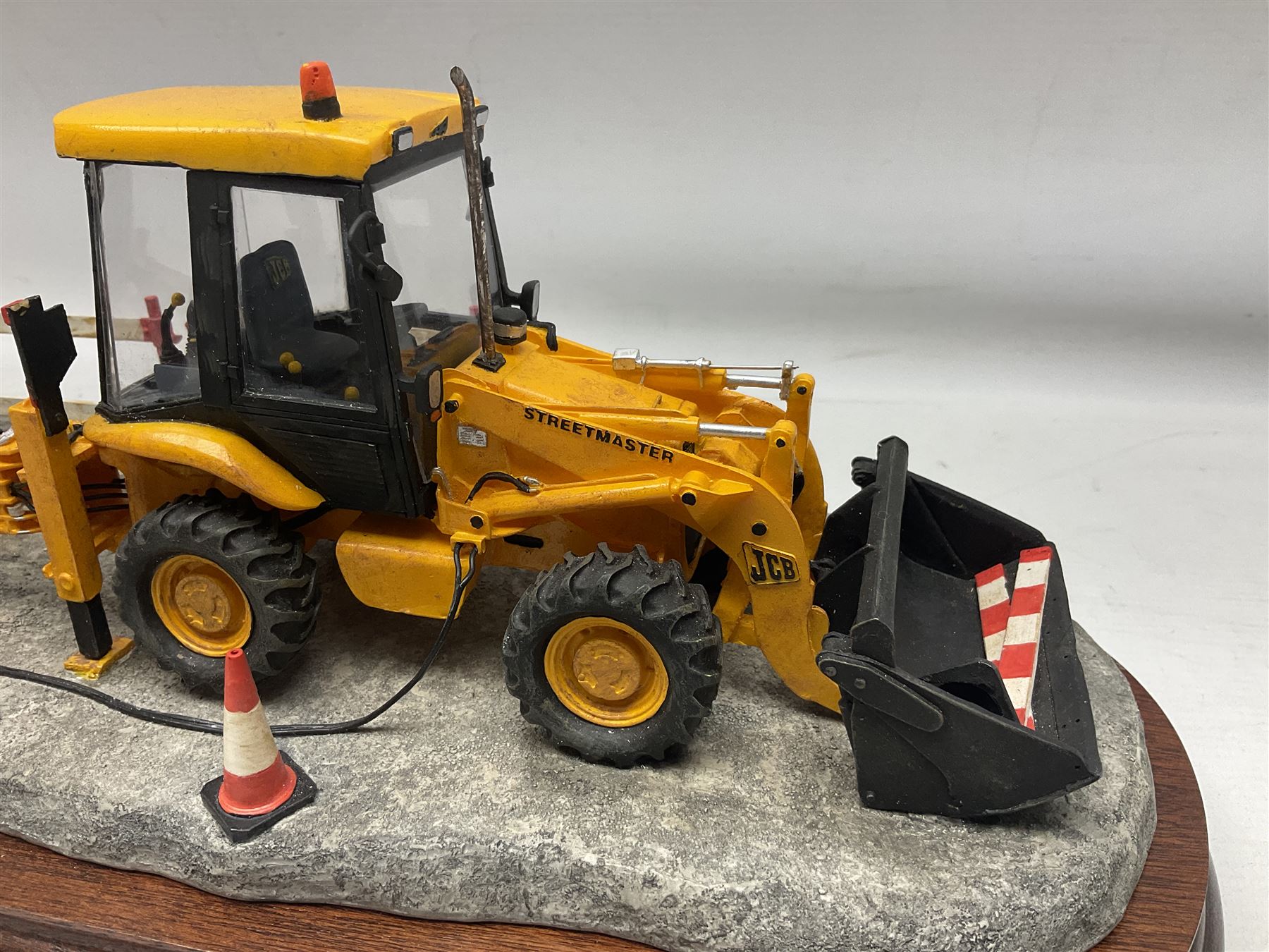 Border Fine Arts, Essential Repairs, model no. B0652, by Ray Ayres, limited edition 490/1750, L48cm