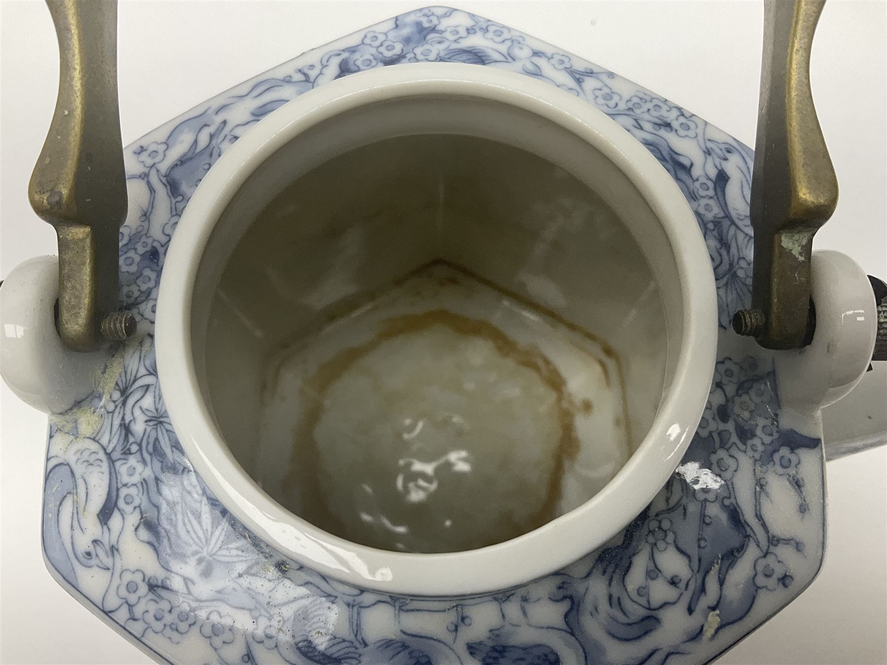 Chinese vase, decorated with vines and grapes and signed beneath, together with Chinese tea set of hexagonal form, comprising teapot and stand and six cups, vase H30cm