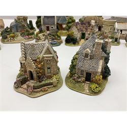 Nineteen Lilliput Lane models from the Scottish Collection