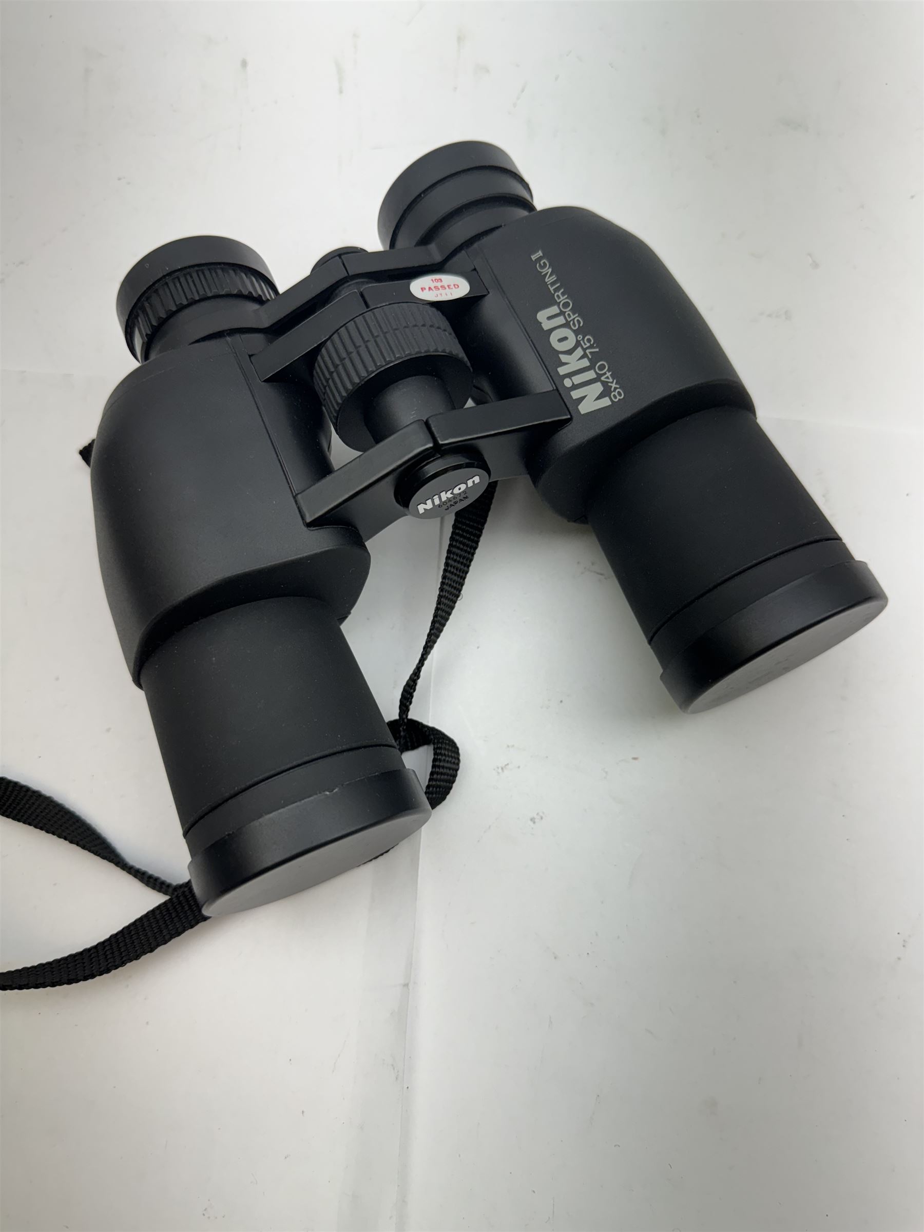 Four pairs of binoculars, to include Carl Zeiss Jena Jenoptem 8x30W serial no. 3750814, Nikon Sporting II 8x40 serial no. 604672, Minolta Pocket II 8x22 Field 7 and Jessops 12x25 Field 4.8 84m/1000m, all in carrying cases 