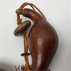 Japanese sagemono, made from a gourd with stopper and tasseled cord, H30cm 