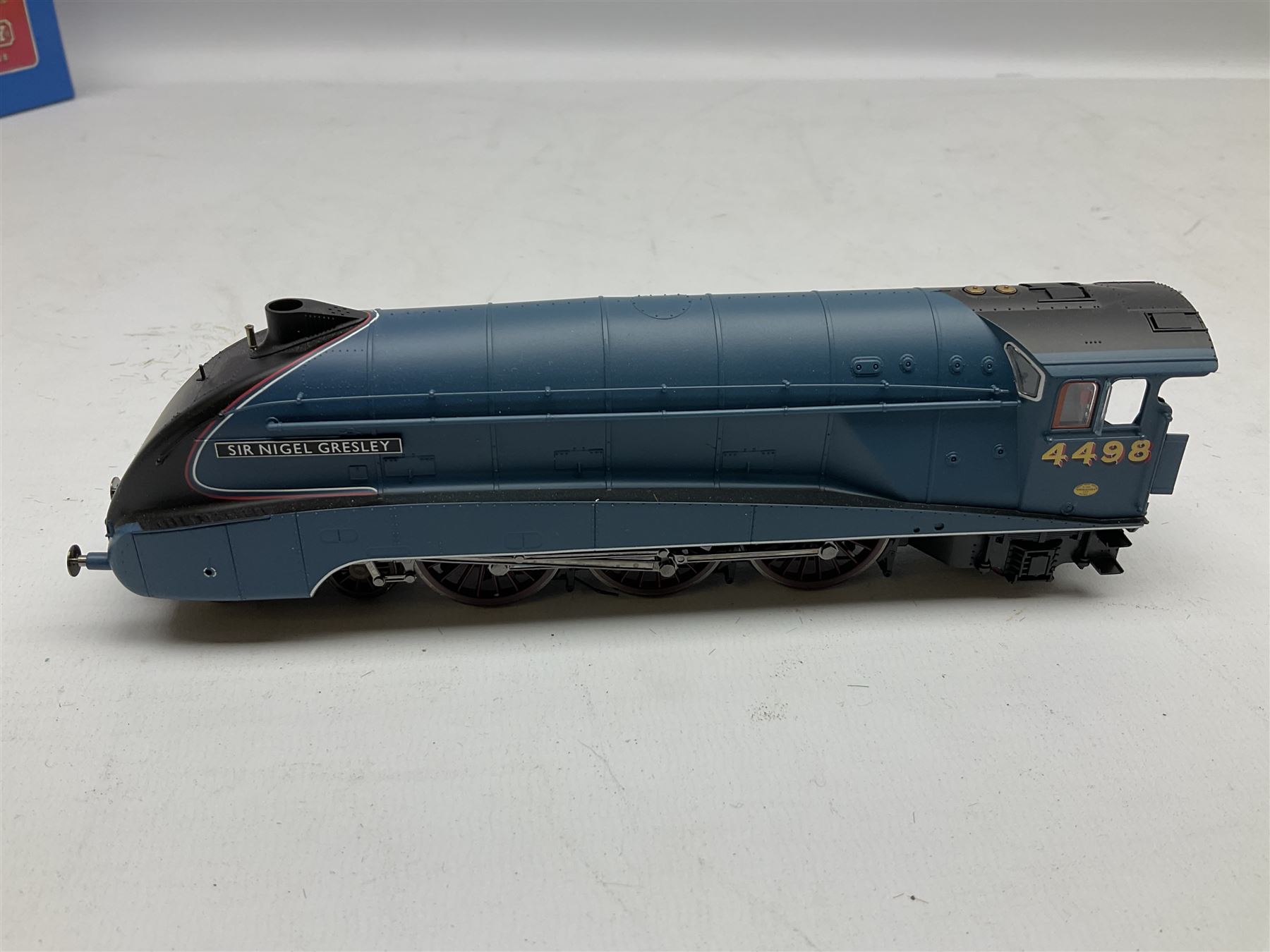 Hornby '00' gauge - Class A4 'Sir Nigel Gresley' locomotive no. 4498, 2008 special edition 