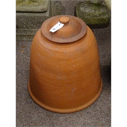  Terracotta bell shaped rhubarb forcer, with lid H50cm, D43cm  