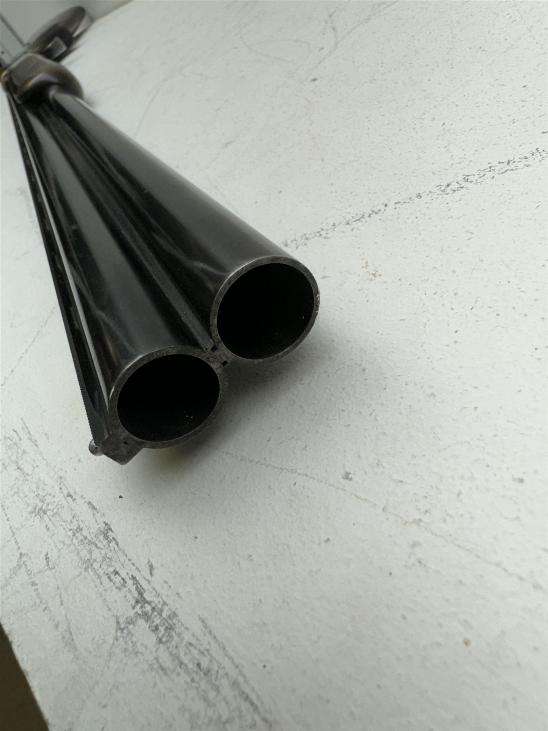 SHOTGUN CERTIFICATE REQUIRED - Verney Carron Saint Etienne O/U 12 bore under over shotgun, double trigger, 70cm (27.5