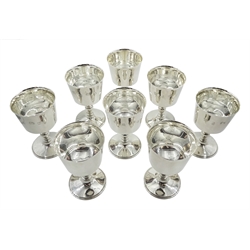 Set of eight silver goblets by Barker Ellis Silver Co, Birmingham 1973, H12cm approx 38oz