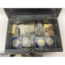 Great British and World coins, including Queen Victoria 1889 halfcrown, pre-decimal pennies, threepences, sixpences and other denominations, commemorative crowns etc