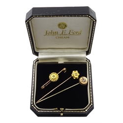  Two Victorian/Edwardian diamond stick pins and 9ct gold diamond set brooch hallmakred (3)  