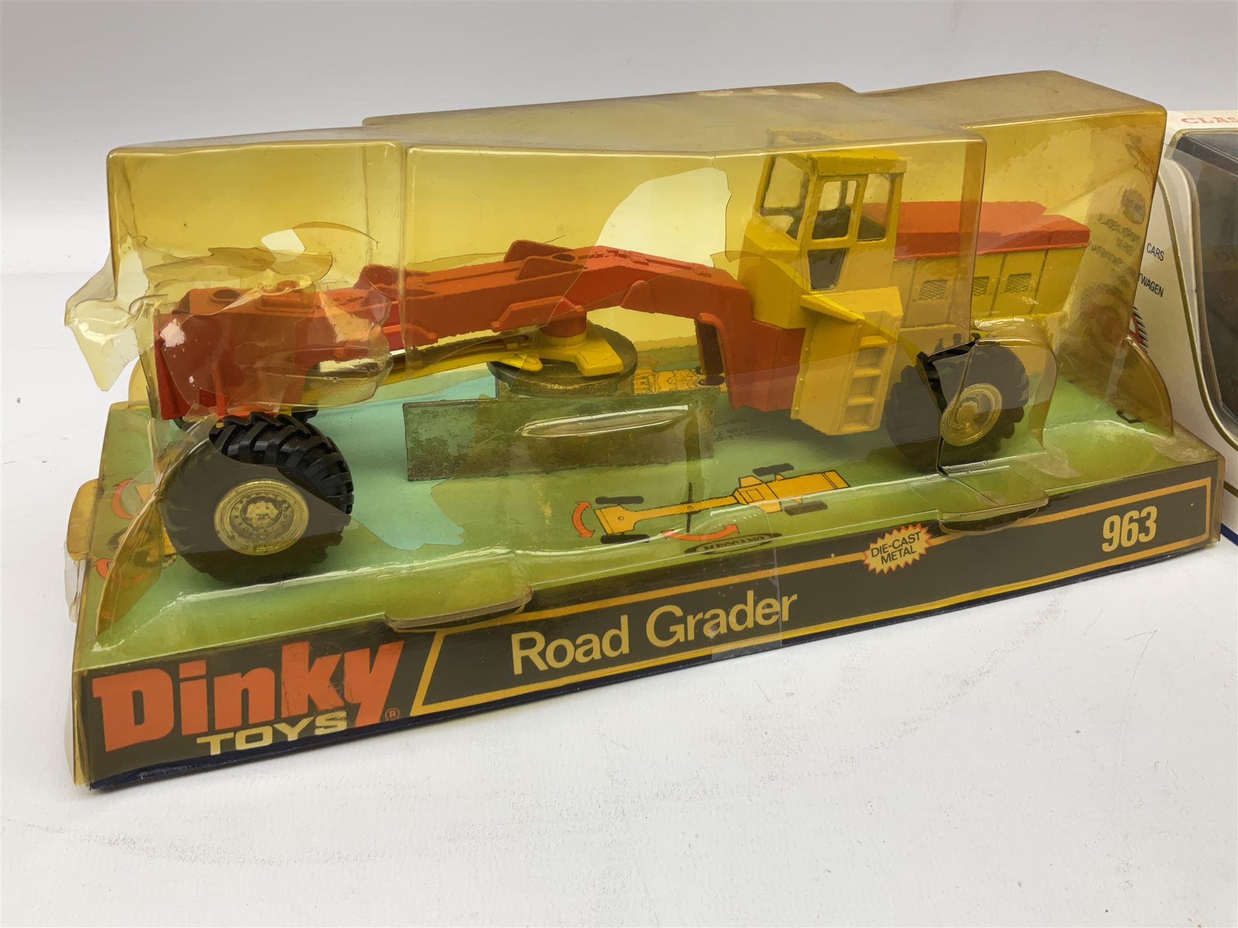 Dinky - Road Grader No.963; with blister box; Majorette Fire Engine No.3096; in window box; seven Matchbox 'Dinky Collection' die-cast models; all boxed; and American Popular Imports Inc. moulded resin fire engine; boxed (10)