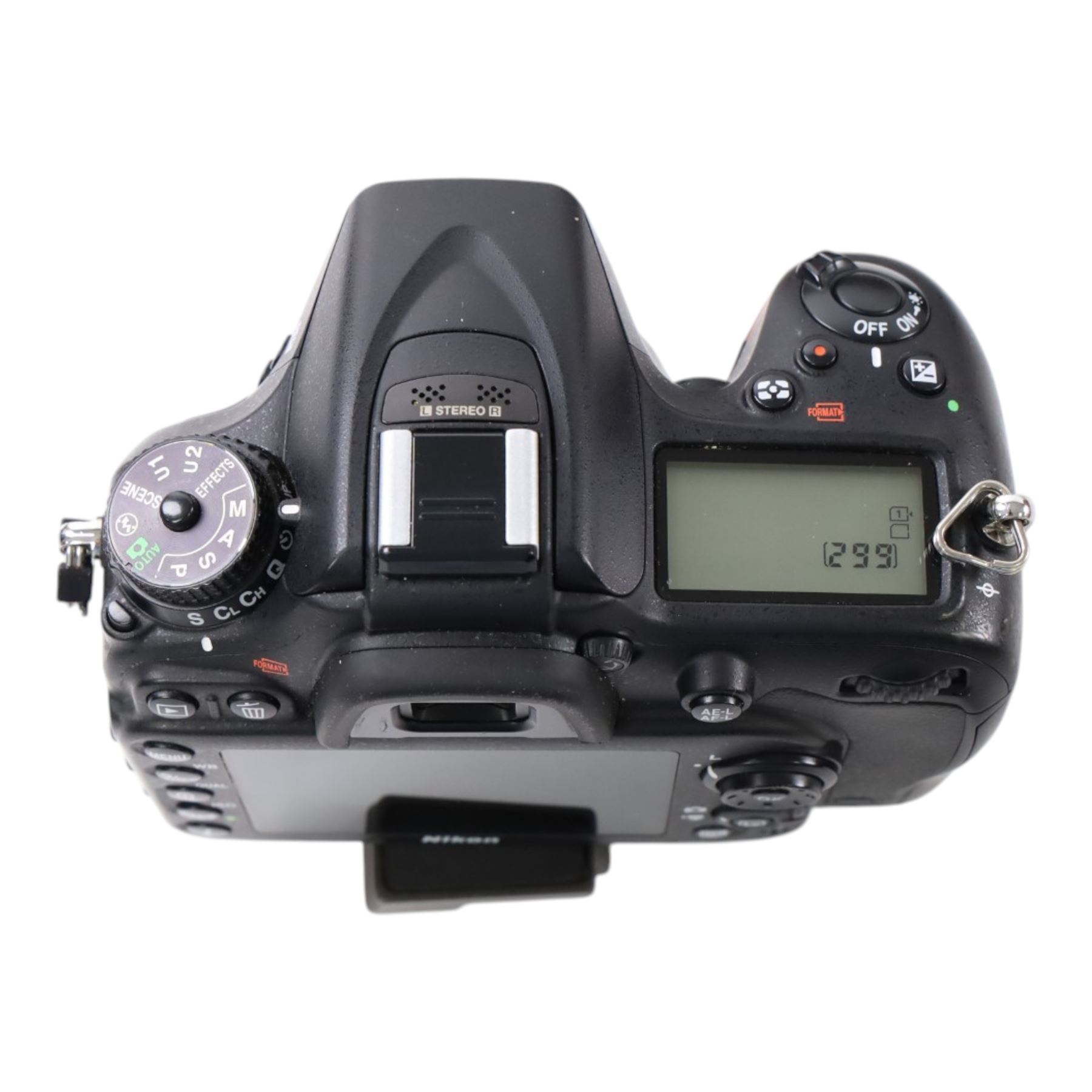 Nikon D7100 DSLR camera body, serial no. 2522259, with an AF-S Nikkor 18-105mm 1:23.5-5.6G ED lens, boxed with strap