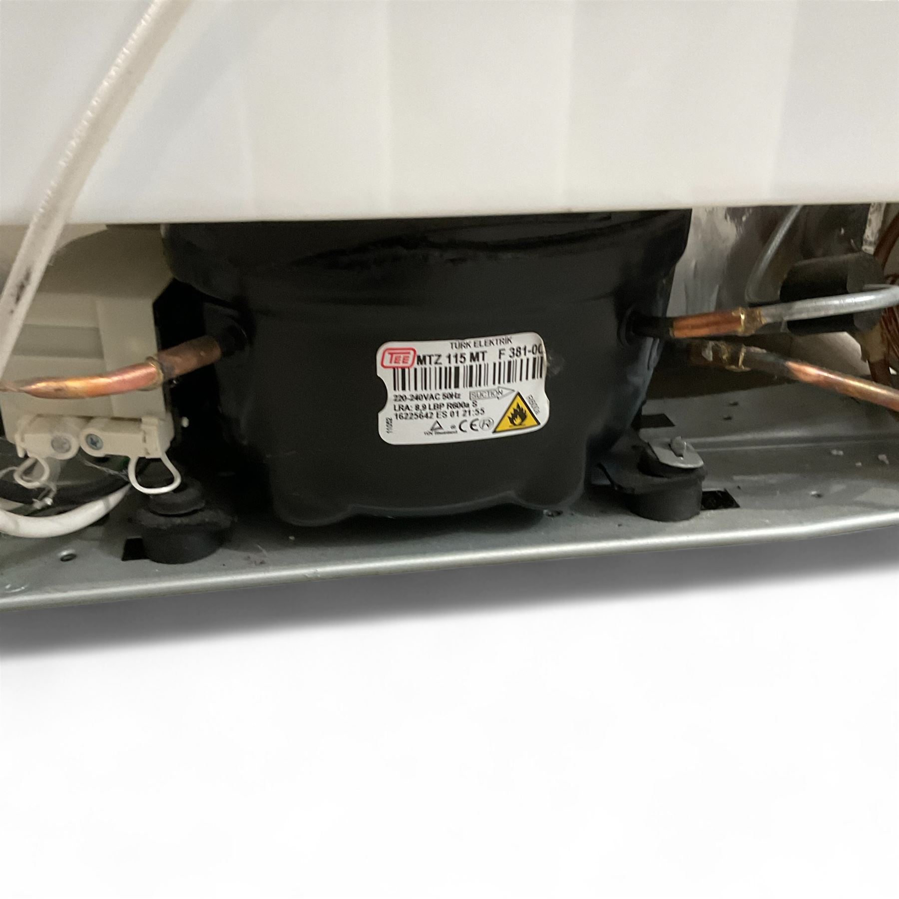 Blomberg KGM9530P fridge freezer 