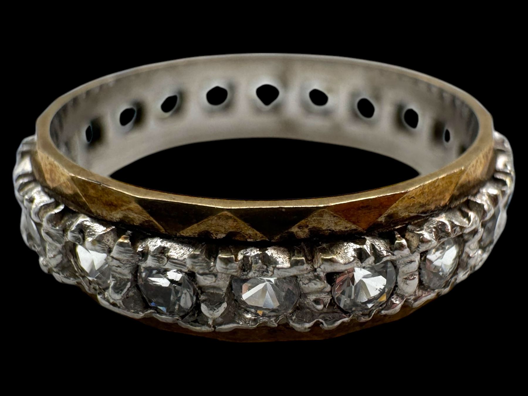 Two gold paste stone set full eternity rings and two gold cluster rings, all 9ct