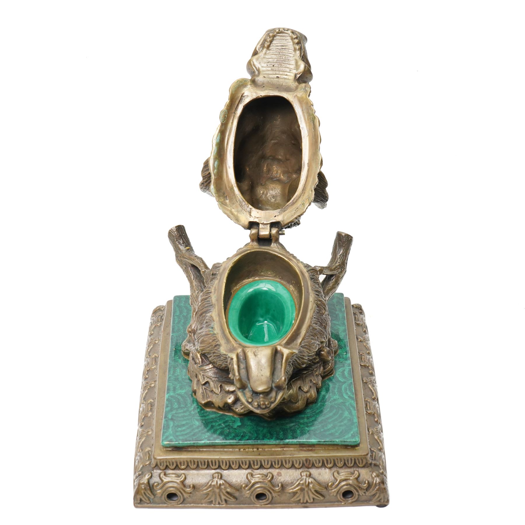 Novelty single inkwell in the form of a Boars head, H14cm W18cm 