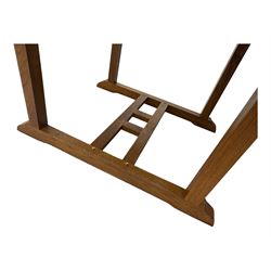 Extendable garden table, octagonal slatted top with central hinged folding leaf, on straight rectangular supports connected by double stretcher