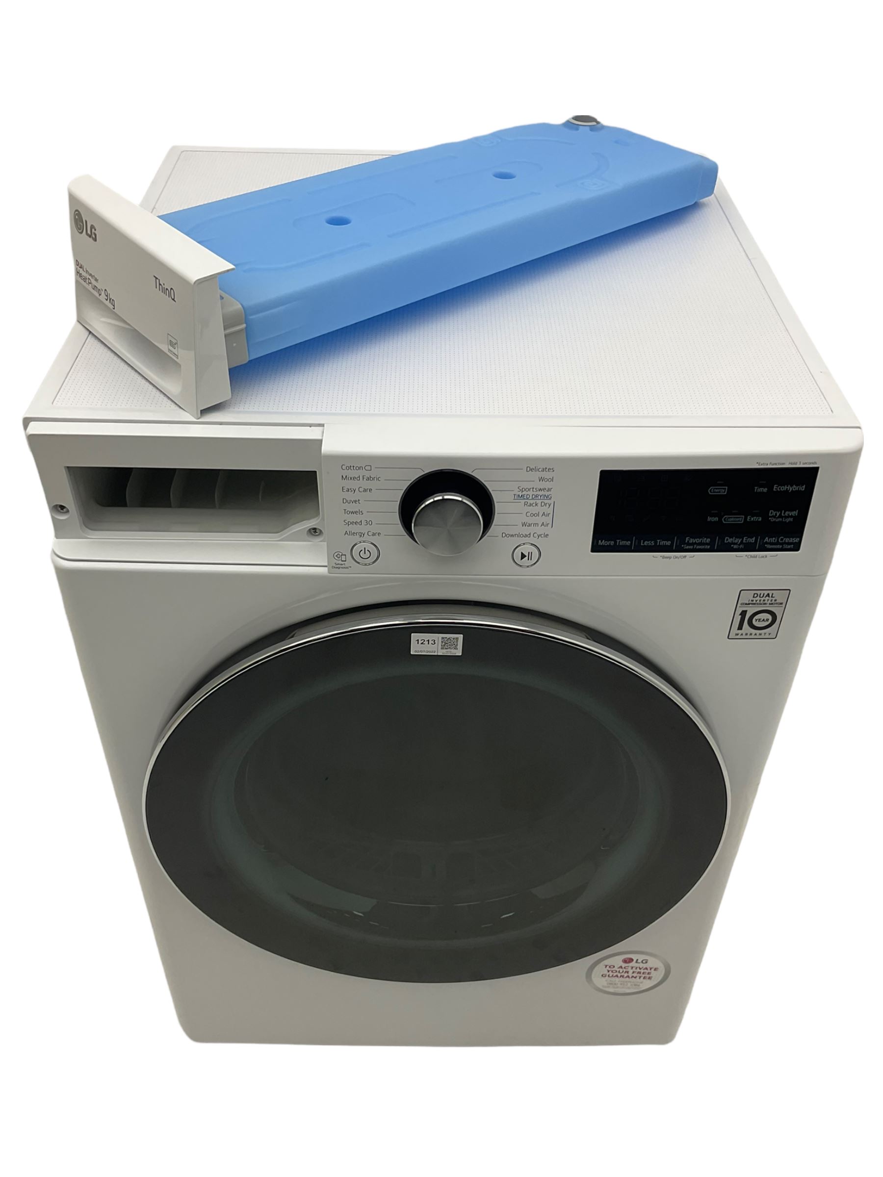 LGThinQ FDV909W Heat Pump 9kg tumble dryer