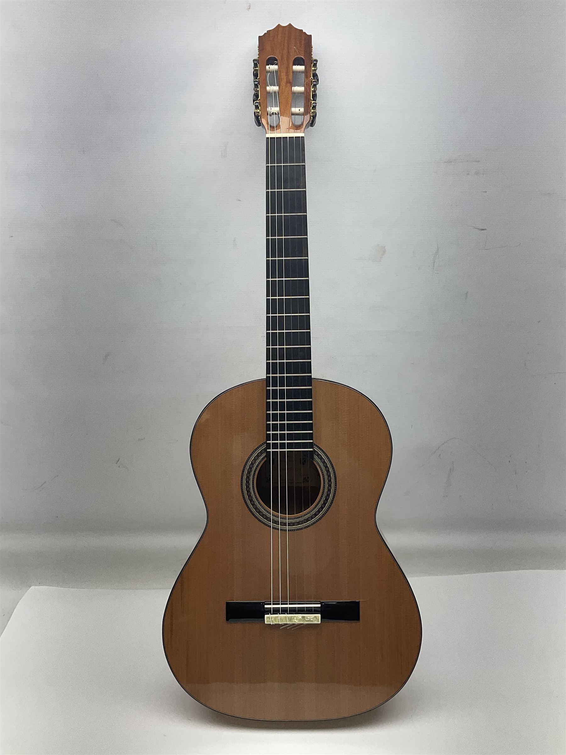 Juan Montes Rodriguez Spanish Flamenco acoustic guitar model R6; bears label dated 2020; in metallic finish fitted hard carrying case