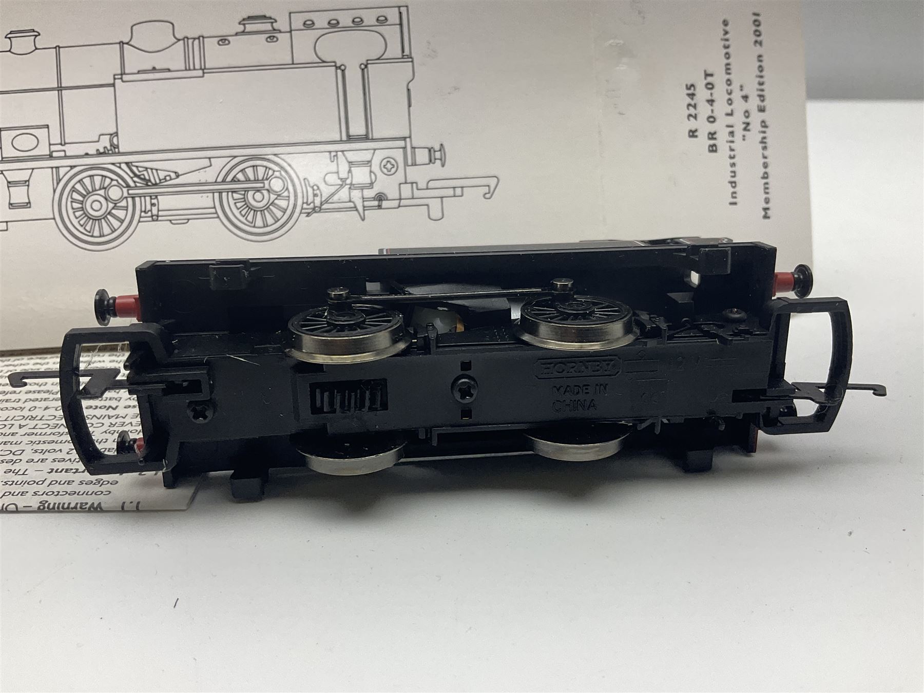 Hornby 00 Gauge Class D 0 4 0 Tank Locomotive No 4 Membership 