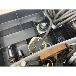 Large collection of microscope lenses, for various microscopes 