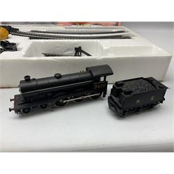 Hornby '00' gauge - Intercity 125 2-car set Nos.43010 & 43011 with one coach in original box with track and additional 4-6-0 locomotive and tender No.7476 and goods wagon; and another similar HST Intercity 125 2-car set Nos.43125 & 43126 with two coaches in original box with track and controller (2)