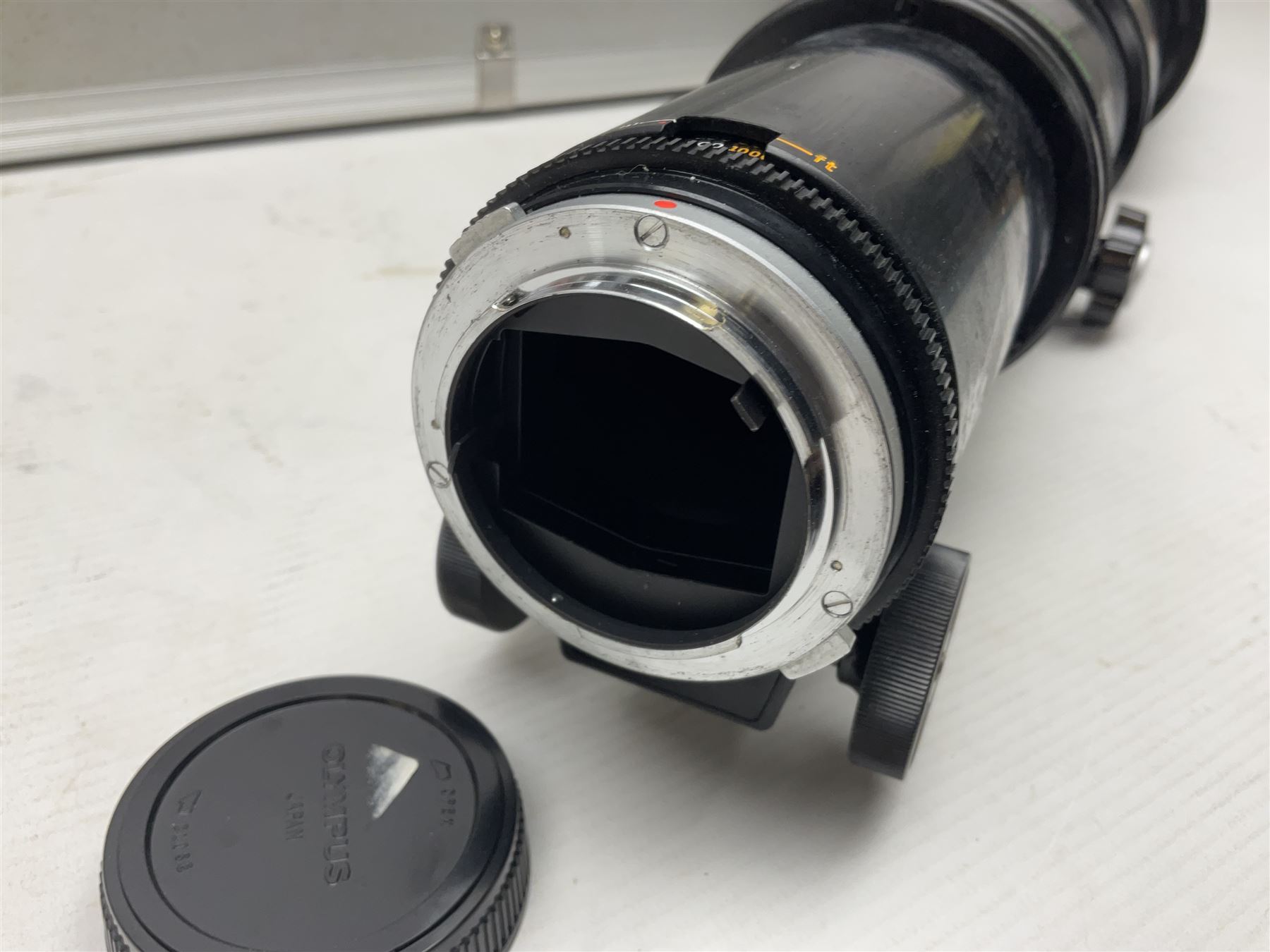 Olympus 'OM-System Zuiko MC Auto-T 1:11 f=1000mm' lens serial number 103010, in carry case