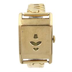 Swiss early 20th century 9ct gold manual