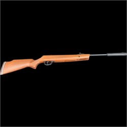 Hatsan Edgar Brothers Breaker 900X .177 air rifle with chequered semi-pistol grip and sound moderator, L113cm 
