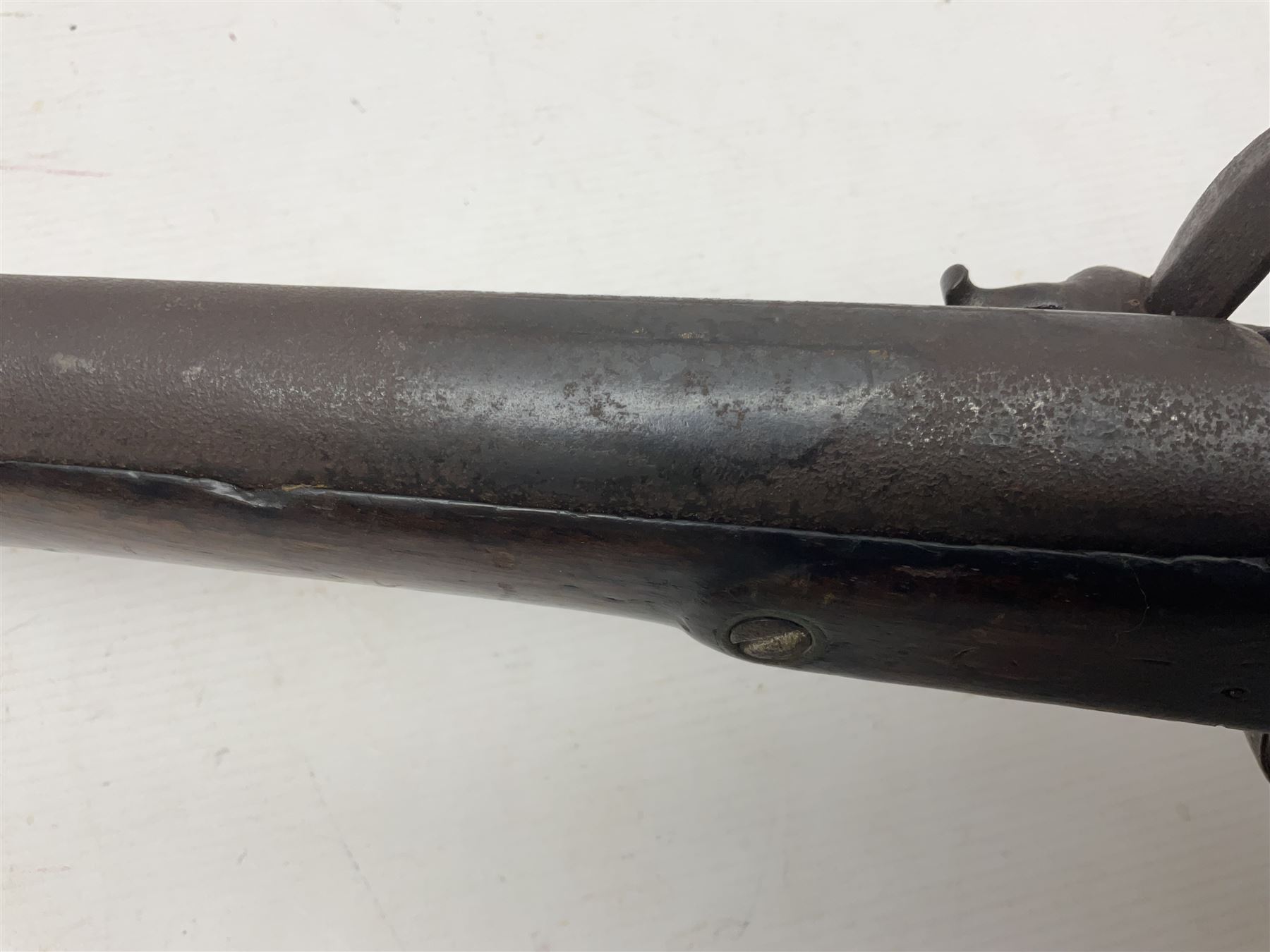 Early 19th century flintlock single barrel sporting gun by Johnston, approximately 14-bore, with 94cm(37